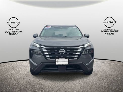 Certified 2026 Nissan Rogue SV AWD/4WD image 2