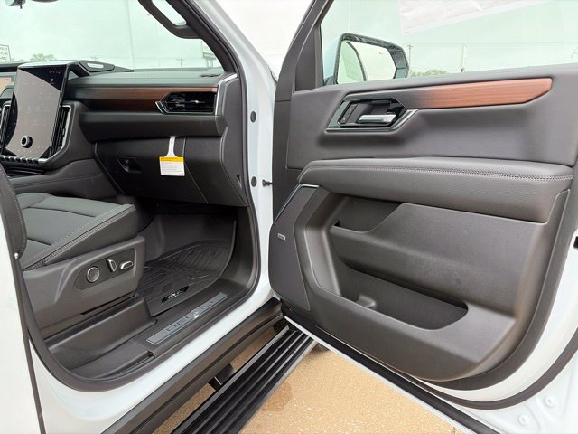 New 2026 GMC Yukon Denali w/ Denali Reserve Package AWD/4WD image 57