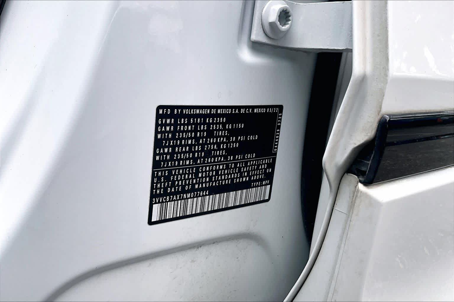 Used 2022 Volkswagen Tiguan SE R-Line FWD image 34