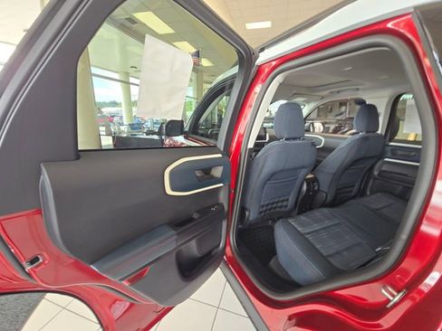 New 2025 Ford Bronco Sport Heritage w/ Convenience Package image 11