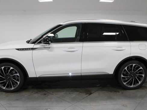 New 2026 Lincoln Aviator Reserve image 5