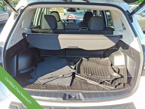 Used 2021 Subaru Forester Premium AWD/4WD image 27