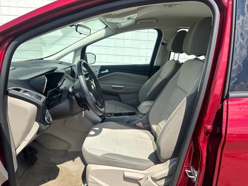 Used 2013 Ford C-MAX SE image 3