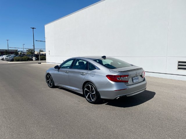 Used 2022 Honda Accord Sport image 3