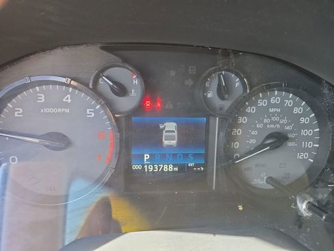 Used 2015 Toyota Tundra SR image 18