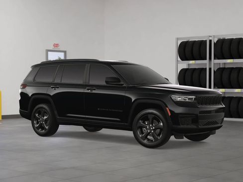 New 2025 Jeep Grand Cherokee L Altitude image 7