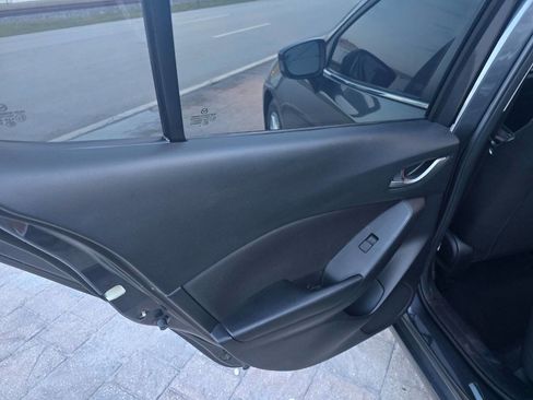 Used 2014 MAZDA MAZDA3 i Touring FWD image 17
