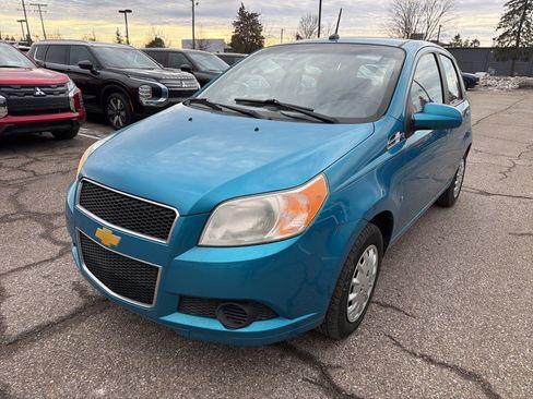 Used 2009 Chevrolet Aveo5 LS image 1