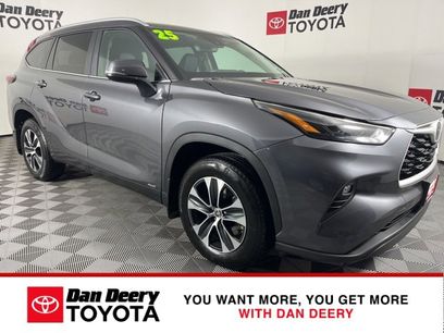 Used 2025 Toyota Highlander XLE