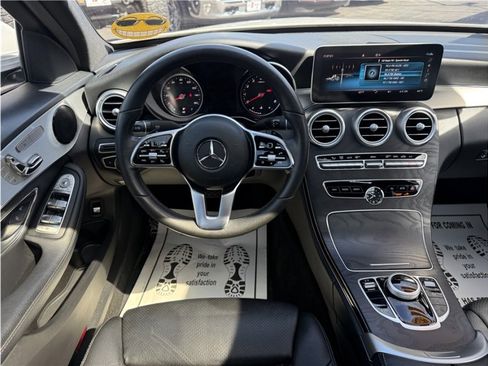 Used 2019 Mercedes-Benz C 300 Sedan w/ Premium Package image 36