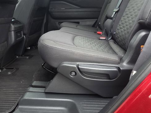 Used 2022 Nissan Pathfinder SV image 24