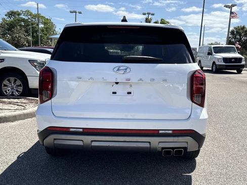 Used 2024 Hyundai Palisade SEL FWD image 5
