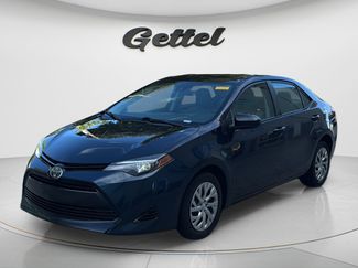 Used 2018 Toyota Corolla LE FWD video 1