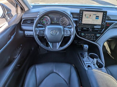 Used 2023 Toyota Camry XSE image 24