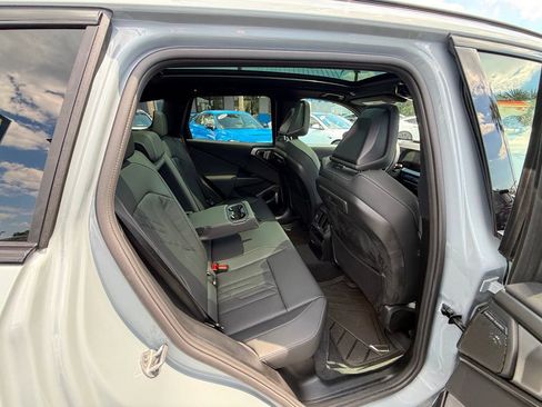 Used 2026 BMW X3 M50 w/ Premium Package AWD/4WD image 32