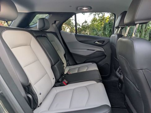 Used 2021 Chevrolet Equinox Premier FWD image 21