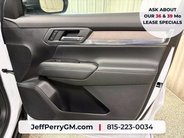 New 2027 GMC Terrain Denali w/ LPO, Floor Liner Package AWD/4WD image 16