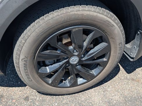 Used 2020 Hyundai Tucson Value w/ Winter Weather Package AWD/4WD image 9