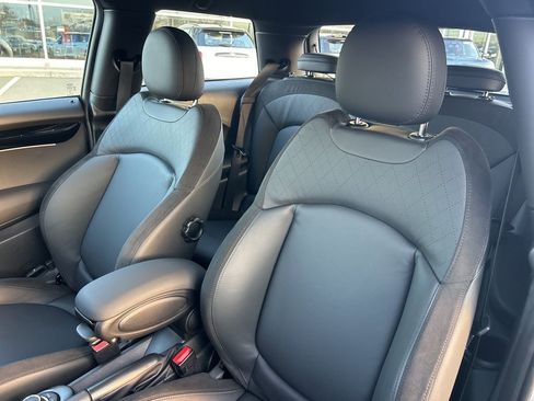 Used 2024 MINI Cooper S image 11