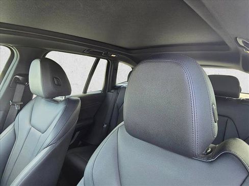 Used 2019 BMW X3 xDrive30i AWD/4WD image 12