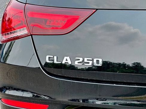 Certified 2021 Mercedes-Benz CLA 250 4MATIC image 11