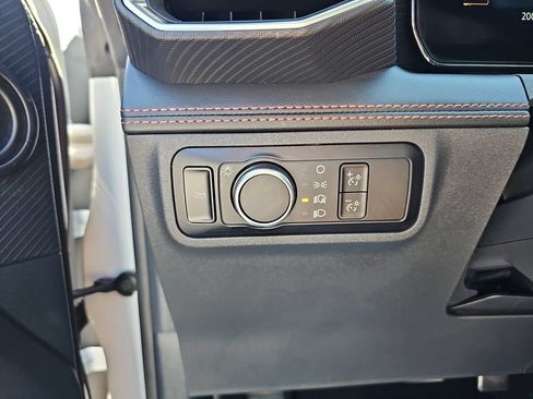 Used 2024 Ford Mustang GT Premium RWD image 34