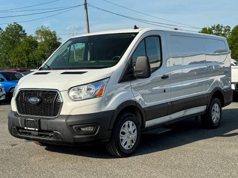 Used 2021 Ford Transit 250 Low Roof RWD image 7