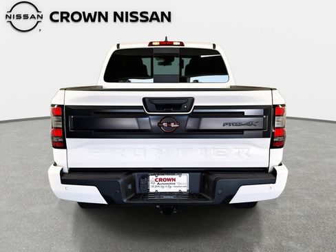 New 2026 Nissan Frontier PRO-4X w/ Pro-4x Convenience Package image 6