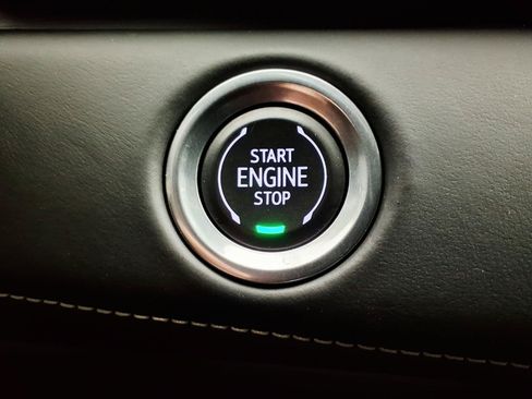 Certified 2023 Cadillac Escalade Sport Platinum w/ LPO, ONYX Package AWD/4WD image 23