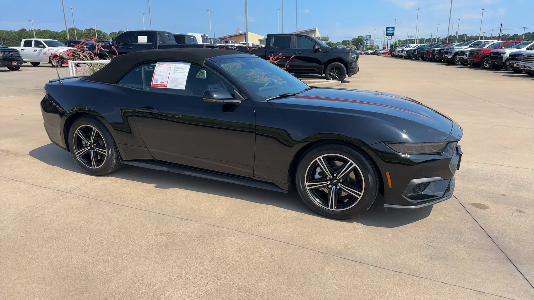 Used 2025 Ford Mustang Premium RWD image 9