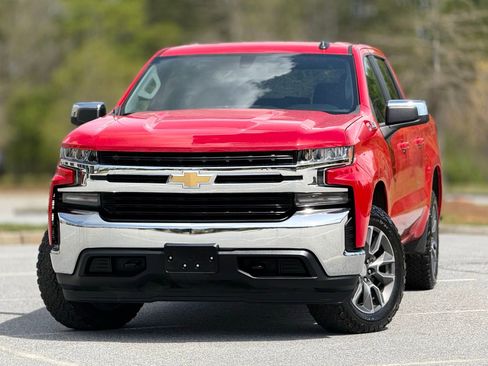 Used 2021 Chevrolet Silverado 1500 LT w/ Z71 Off-Road Package image 2