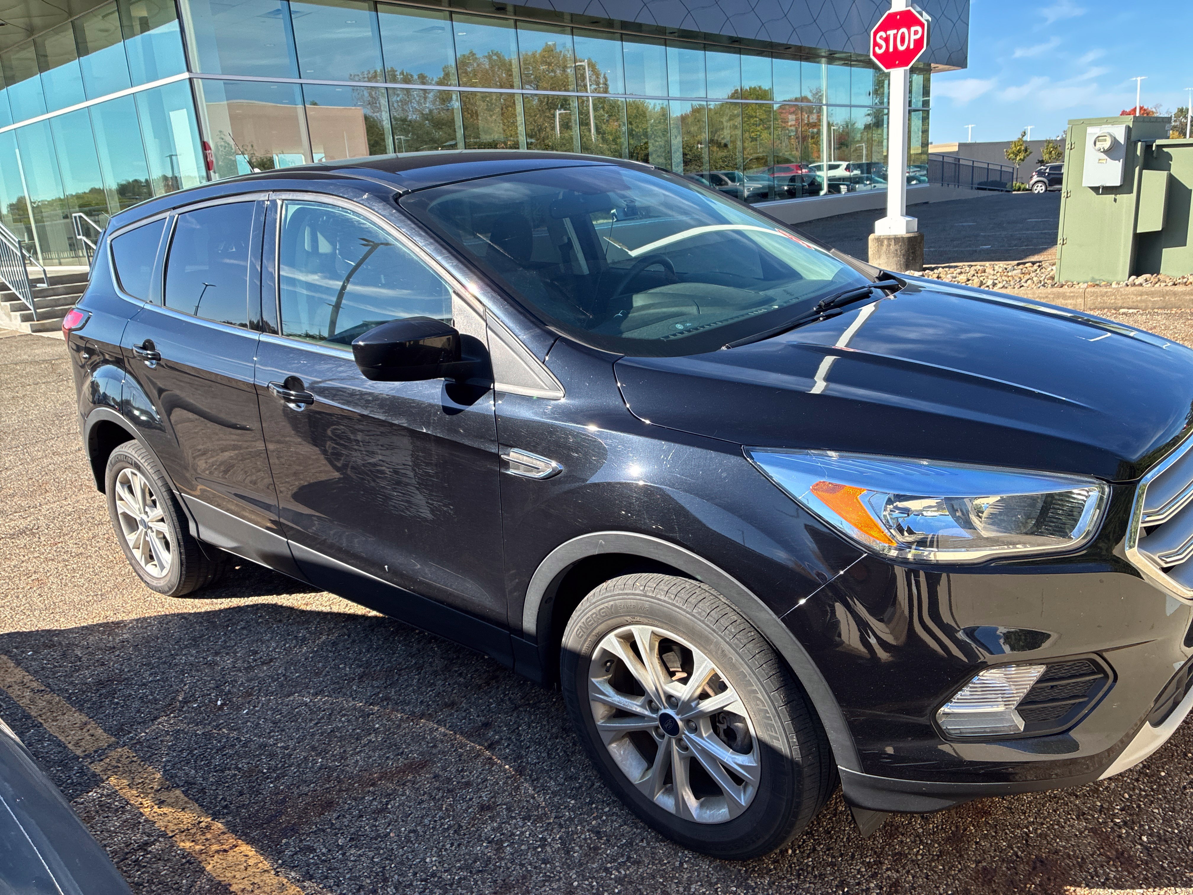 Used 2019 Ford Escape SE AWD/4WD image 4