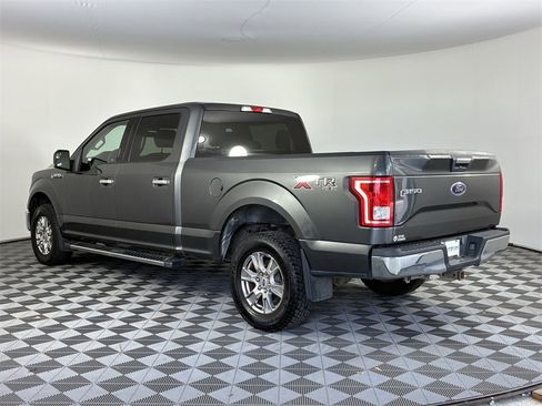 Used 2017 Ford F150 XLT w/ XTR Package image 6