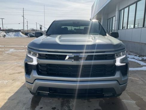 Used 2024 Chevrolet Silverado 1500 RST AWD/4WD image 40