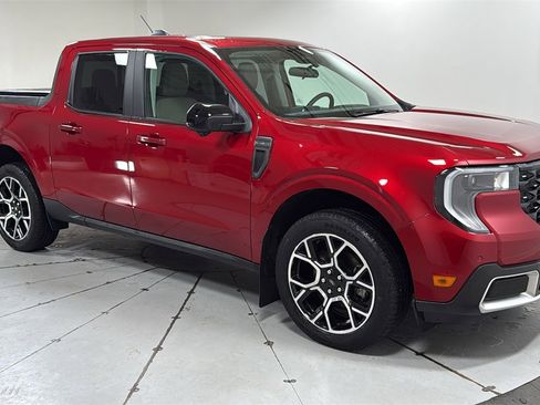 Used 2025 Ford Maverick Lariat w/ 4K Tow Package image 3