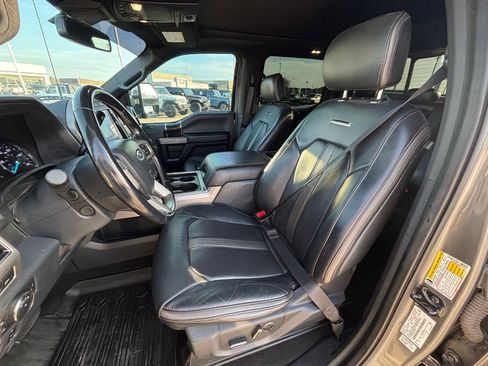 Used 2022 Ford F450 Platinum image 15