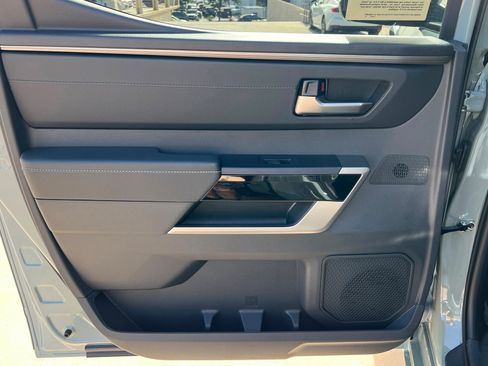 New 2026 Toyota Tundra Limited AWD/4WD image 18