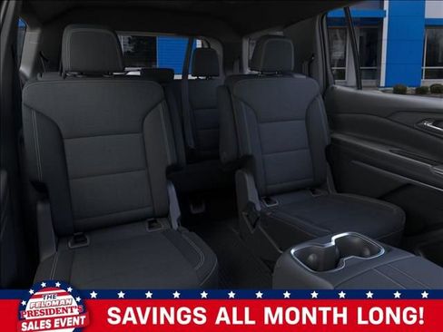 New 2026 Chevrolet Traverse LT image 17