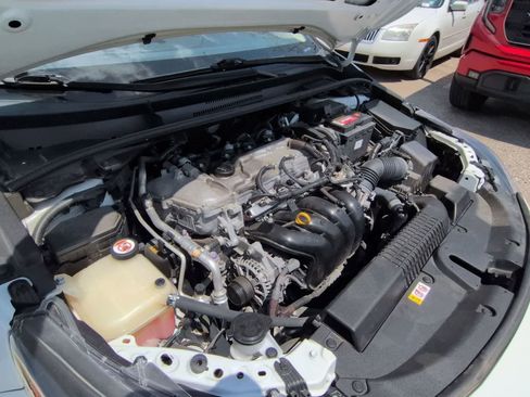 Used 2020 Toyota Corolla LE FWD image 15