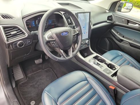 Certified 2023 Ford Edge SEL w/ Sport Appearance Package AWD/4WD image 19