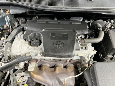 Used 2013 Toyota Camry LE image 26