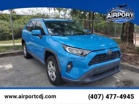 Used 2019 Toyota RAV4 XLE w/ Convenience Package FWD image 1