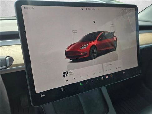 Used 2023 Tesla Model 3 Standard Range image 15