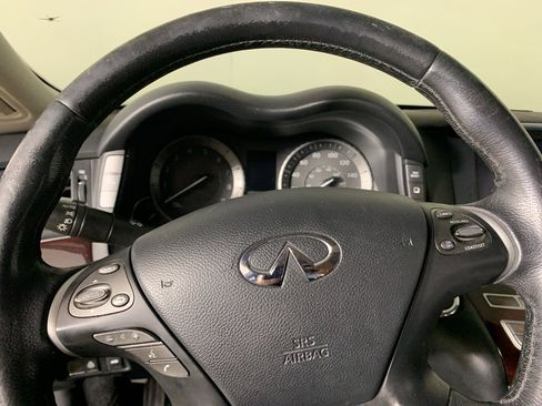 Used 2015 INFINITI Q70 3.7 image 21