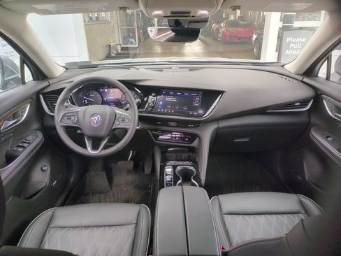 Used 2023 Buick Envision Avenir AWD/4WD image 9