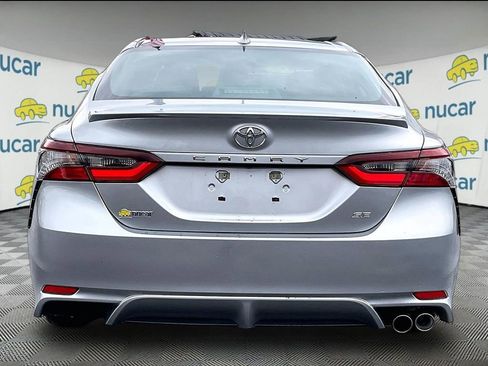 Used 2023 Toyota Camry SE FWD image 5