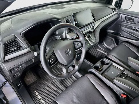 Used 2025 Honda Odyssey Sport-L image 2