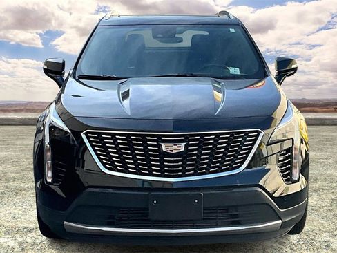 Certified 2023 Cadillac XT4 Premium Luxury w/ Cold Weather Package image 2