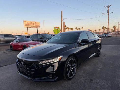 Used 2021 Honda Accord Sport image 3