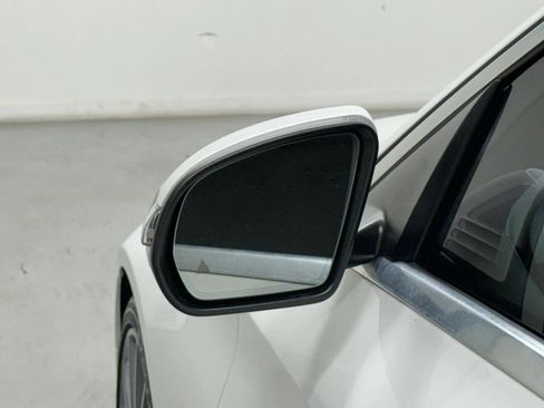 Used 2019 Mercedes-Benz C 300 Sedan image 39